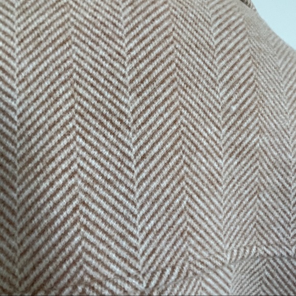 Woolen Coat - Picture 7 of 7